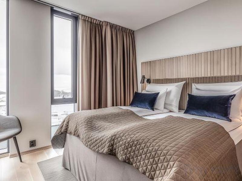 94103A4636B7597345A52A4CCF7BB836