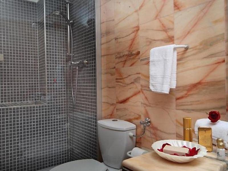 1F6C3BF76090DD697CF7C45B484CCE01