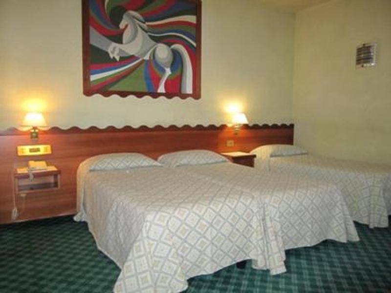 12558B50D1F50E21DAB1FF7C74B152BA