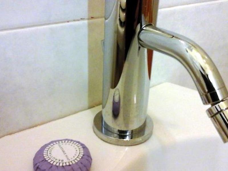 F5CE7636FAA9C490806A6832FD9C06CE