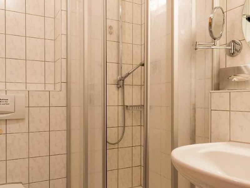 D917EC2C7F3022B8F3742055C464CB0B