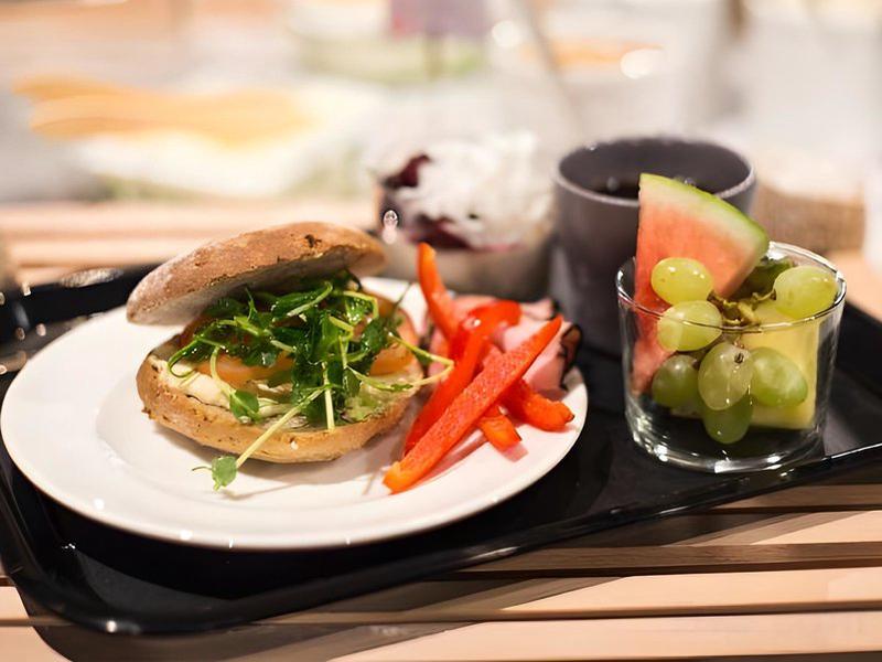 07DAEFECD8BC5CF325B0637BA6E94D9B