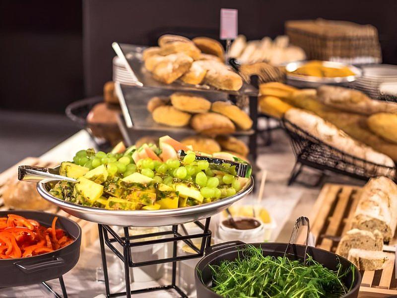 797BAEAC2A170CAA2137FFE4B5C552A5