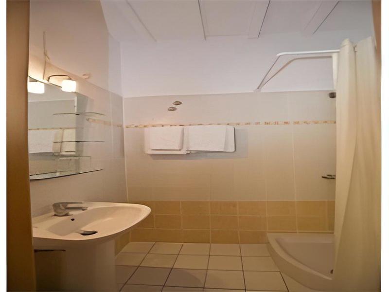 48B7B8DBD4AA1371F02557E70A1F2628