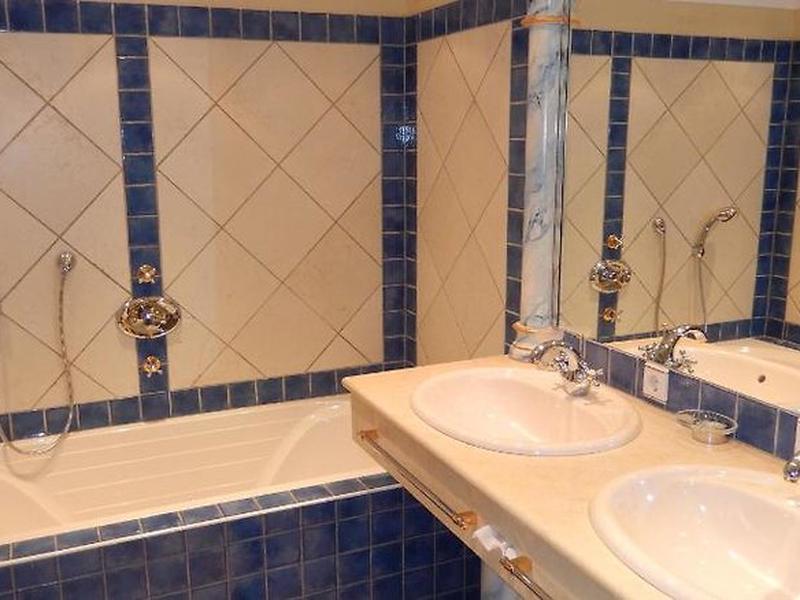 1EDFDEDA52B0918EF6FE6695C0C7EA08