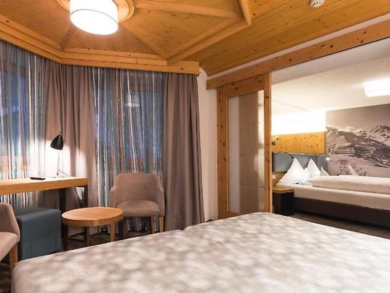 DA736D969E336483496B895A707D091D