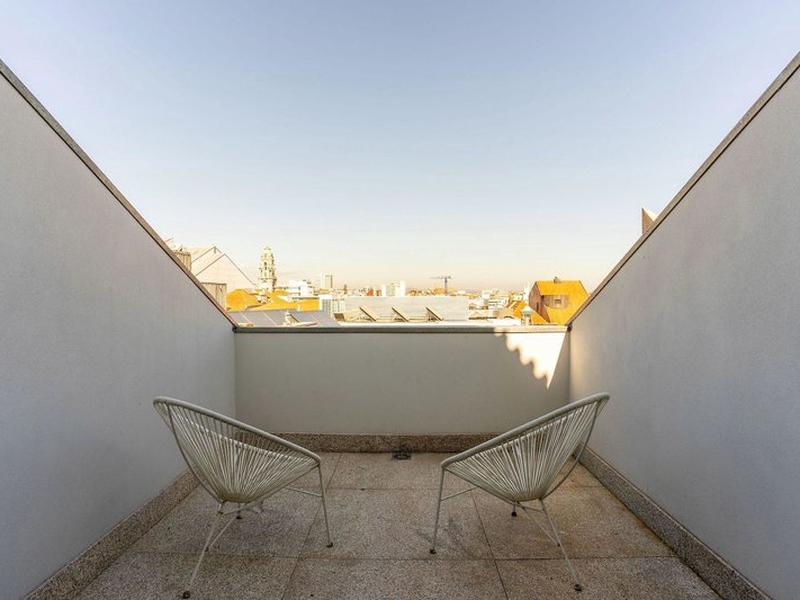 985459E7AE3BB434235AC2F5B1073061