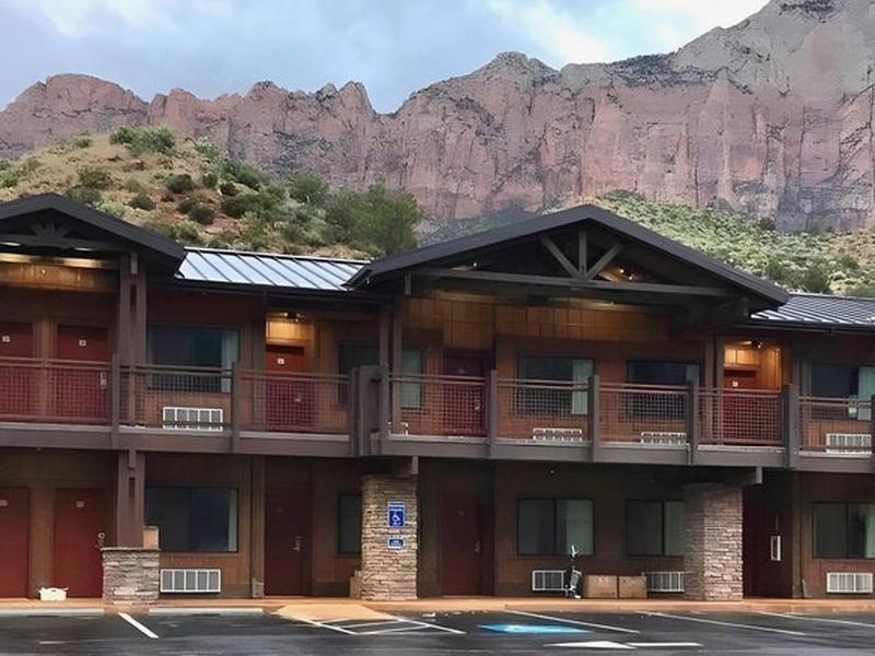 781E11DE28DB909A443EE8AFF3D12907