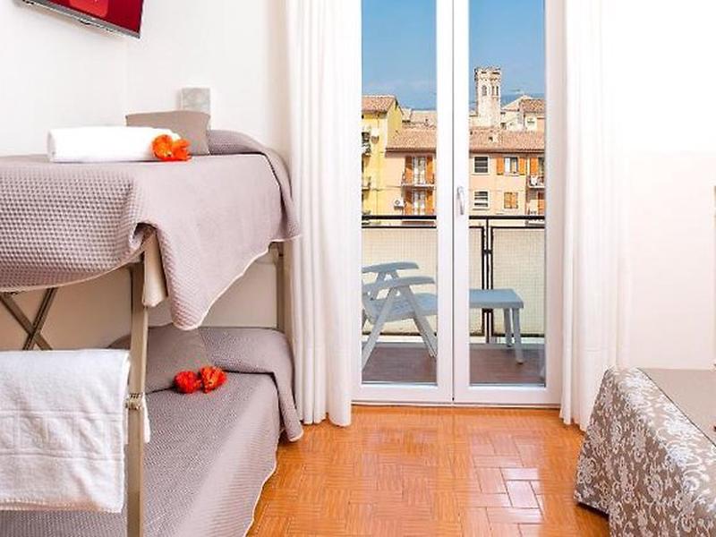 8C625DC04550E16D0A7D40EF0E11B3A6