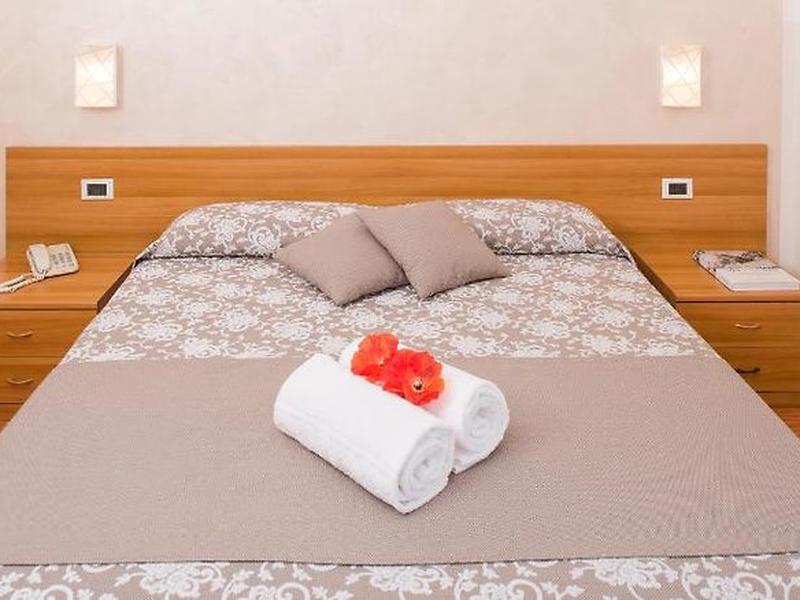 9D019E90BB81DD981E87EDA7D9D804E6