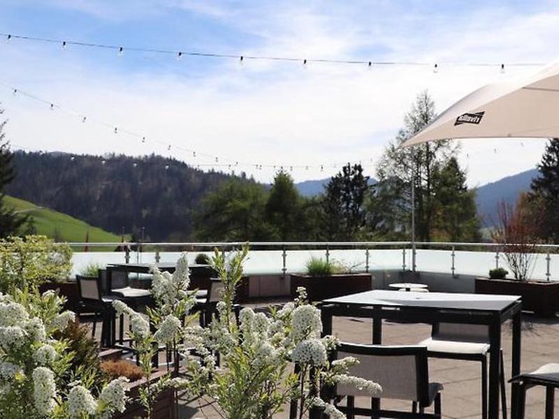 B533199D7C02133AEB44D44DA1A38887