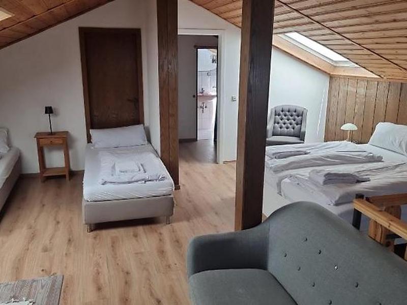 6A9AE0BEA16B5597FD7452F0405A6956