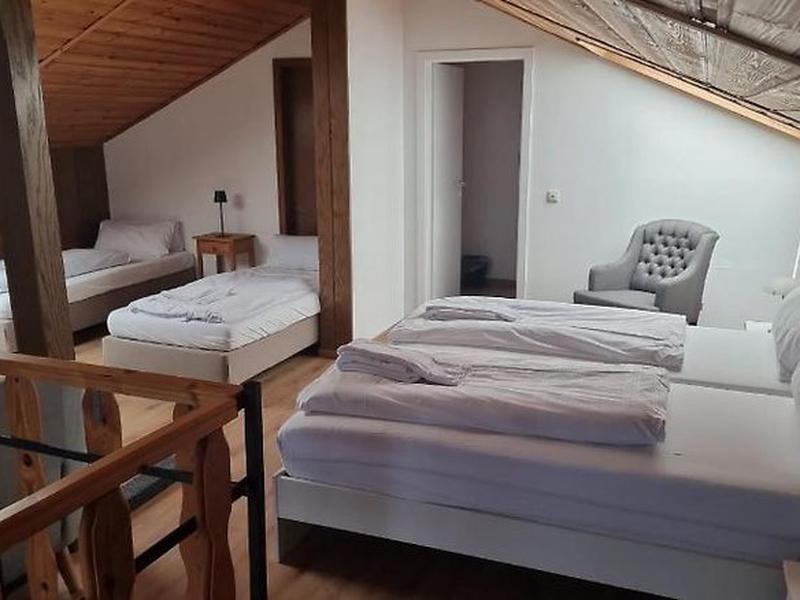 45A436C7221F92A7D2A3E304A4911754