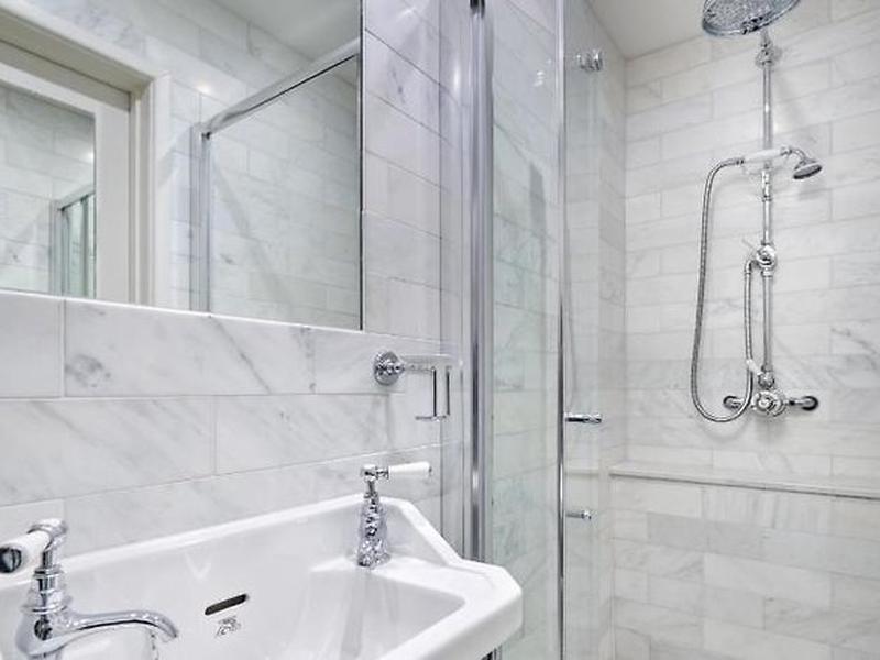 7E80351D64946D8FC468E28F6661DBC0