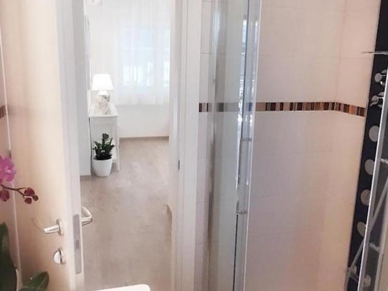 E612C22F21C3B17BD28372FF370428A7