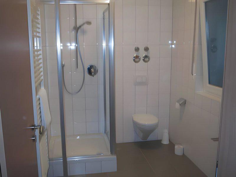 38788B1B392D28962F53C14A6281FA22