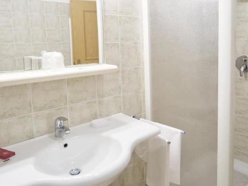 ECB429A09573D2D8B1EFED64401E2FD0