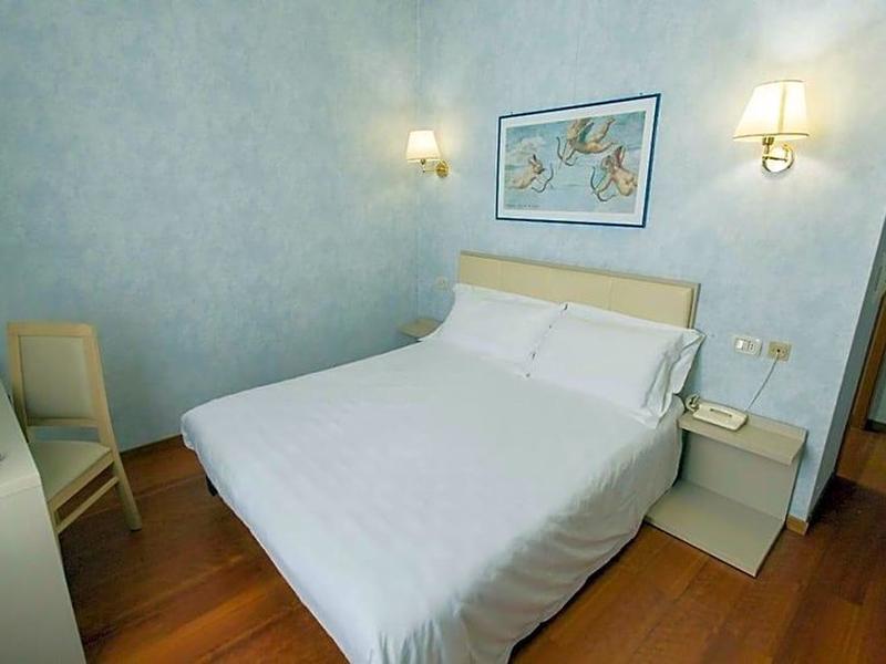 317D17A6609F9F32BAEB34CEFE788B22