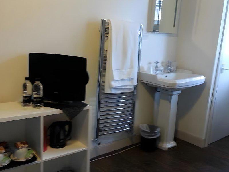 44ADD776D4F814965277206161E4BEA9