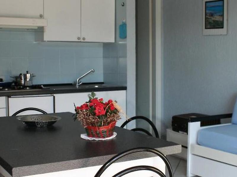 C21C00B9E4979F0E3F3B8CD934C764B4