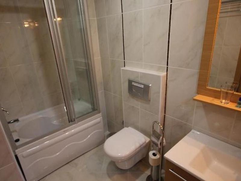 70C288150730B096CA942C39AFD26084