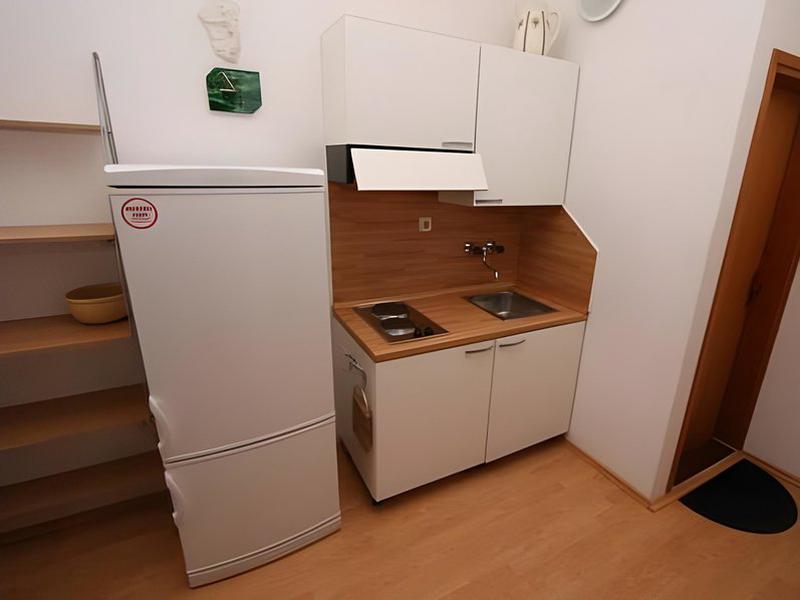 5AA37AA1FFC6A1438C7929F03DDC3048