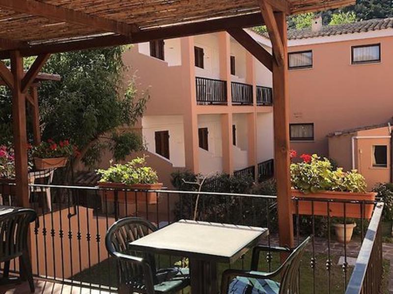 6CE10D5EED06366898B13816603F3B78