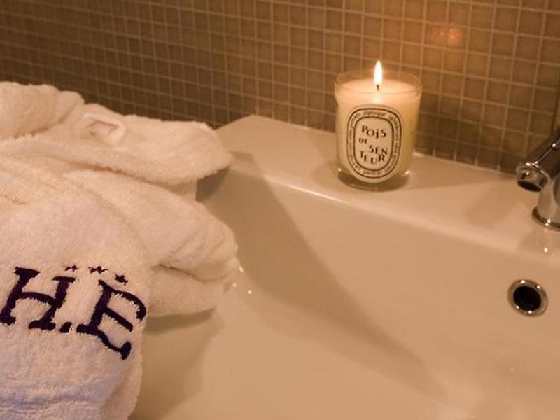 B00F6B0EDAE7560E8E748E61B7A7FF78