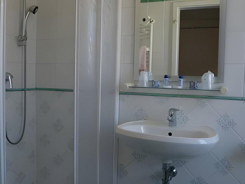 CD8E07B8BBFD14BE6BEA58F497F38C3D