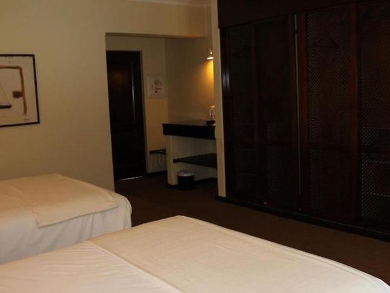 625A6E0DC23638DC1D37A8BDC122835E