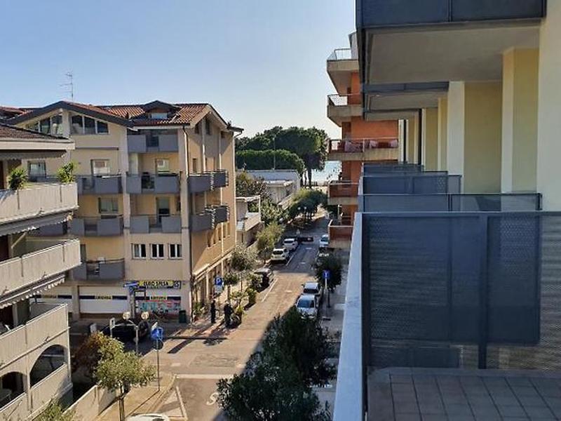 0BFE6C3FAA777C422F45E69A33B7E993