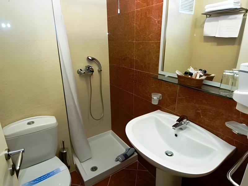 6FB2AB6DA332AEC9843409527514C8A0