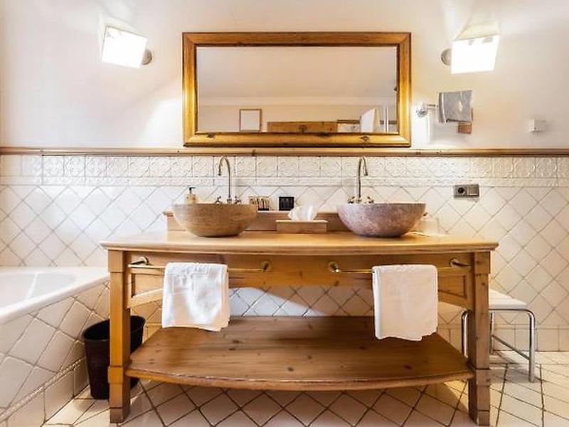 55E3792F8DA6864EC7177D59309120FA