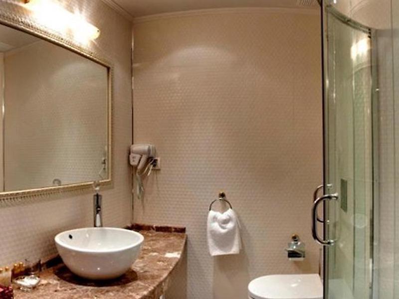 3DB6CB8ED295DBA11E927719856BDBEE