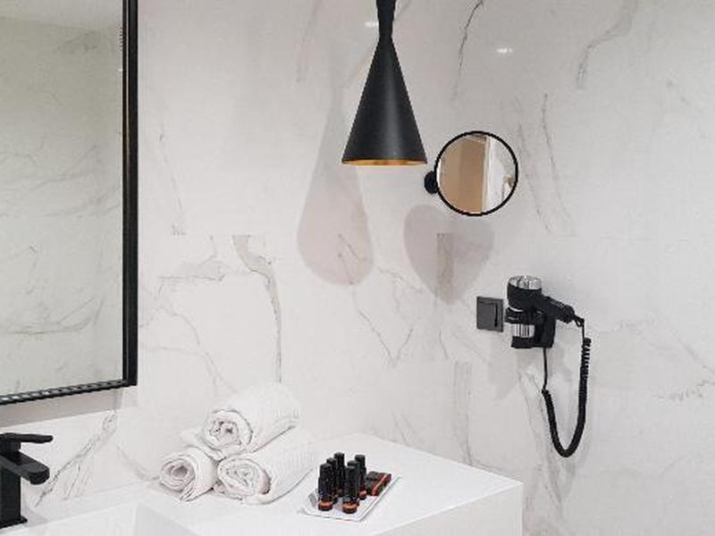 38396D87E3A2FB224A3762C4AB28735F