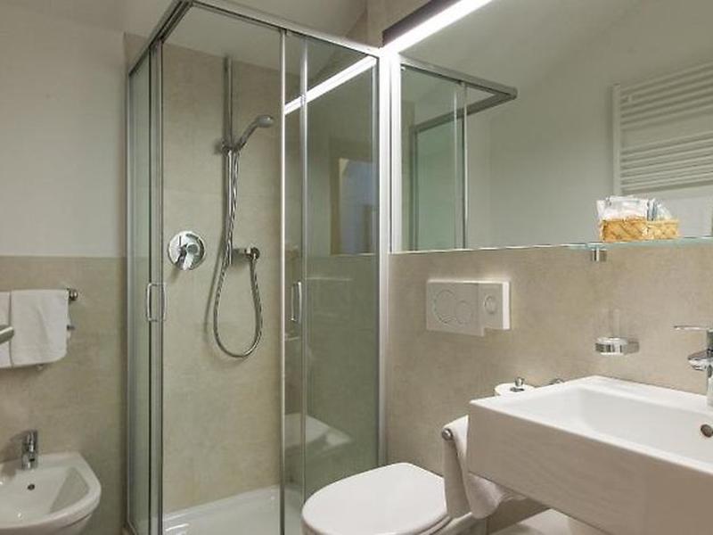 CED79D24D1FCA62D184C0EEBCBBE1C2E