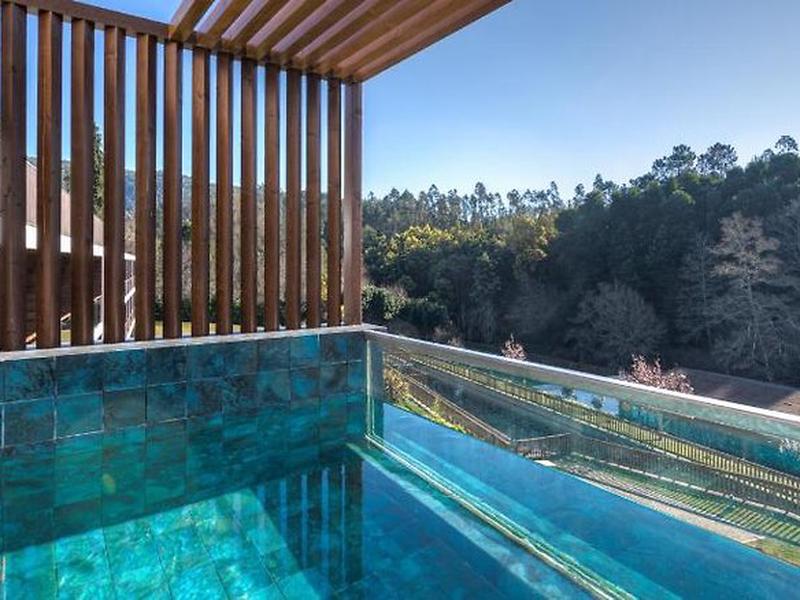 A05F8FB052A809F9D940863117BF29FC