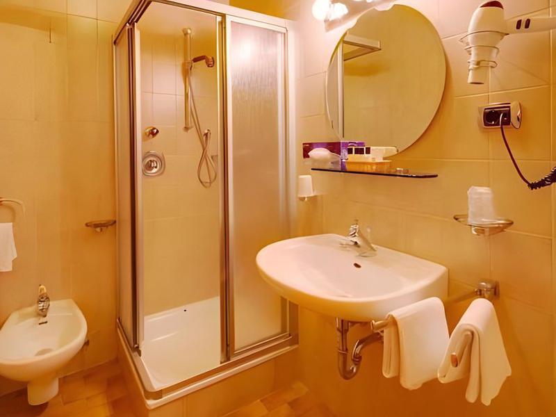 0132C3E265BD1CE91E1C50D758A0A86F