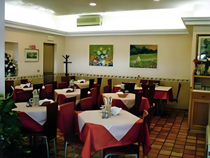 8545BB0698893B6F33248EDE108309A8