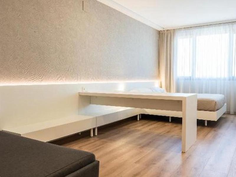 04658C8C0709582E0A17D6A5A3DF69BA