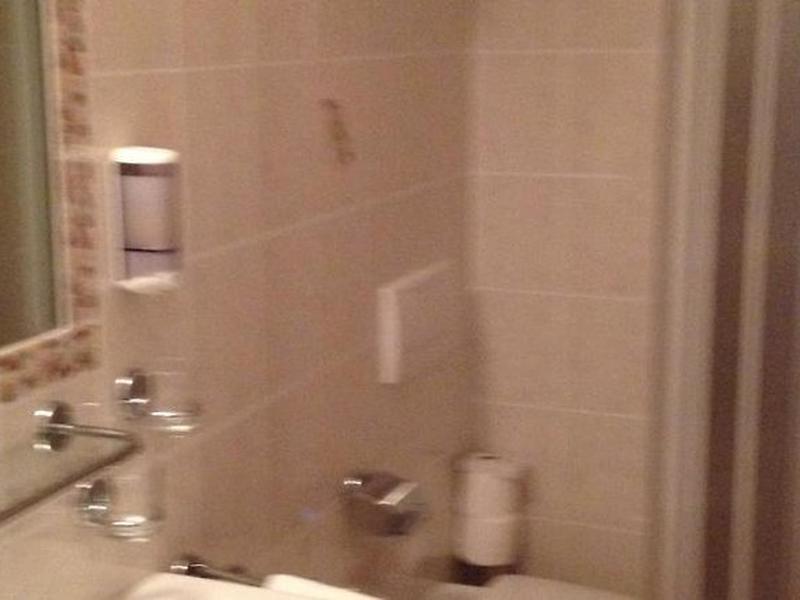 40249A52A83D0F83CC404EE790E5C79A