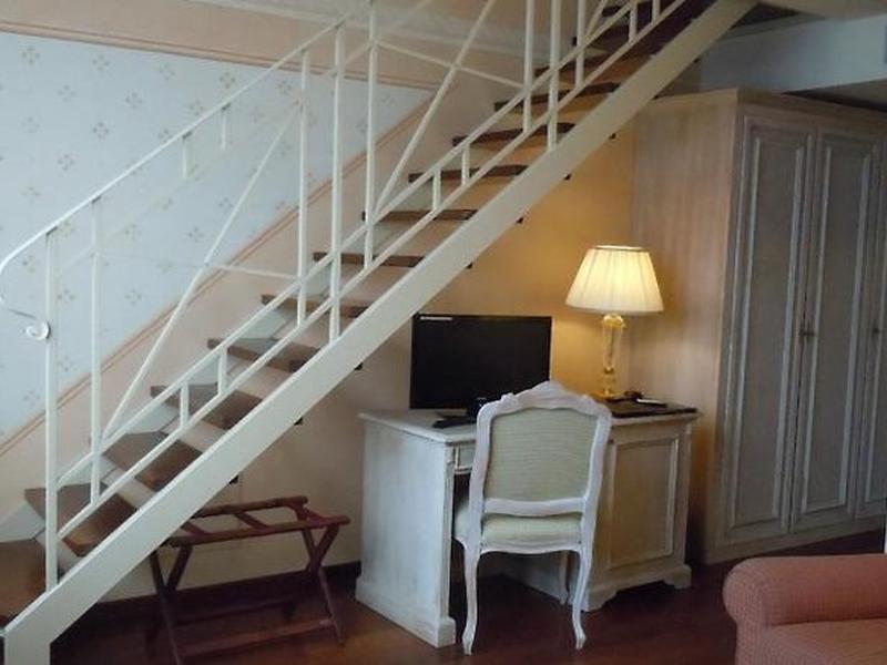 C62736F59DC4ABDF5A22F5D4A20F289D