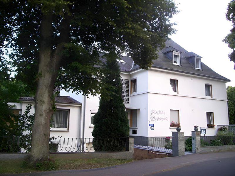 ACE063852FE81BDB0A72C5120BA741D5