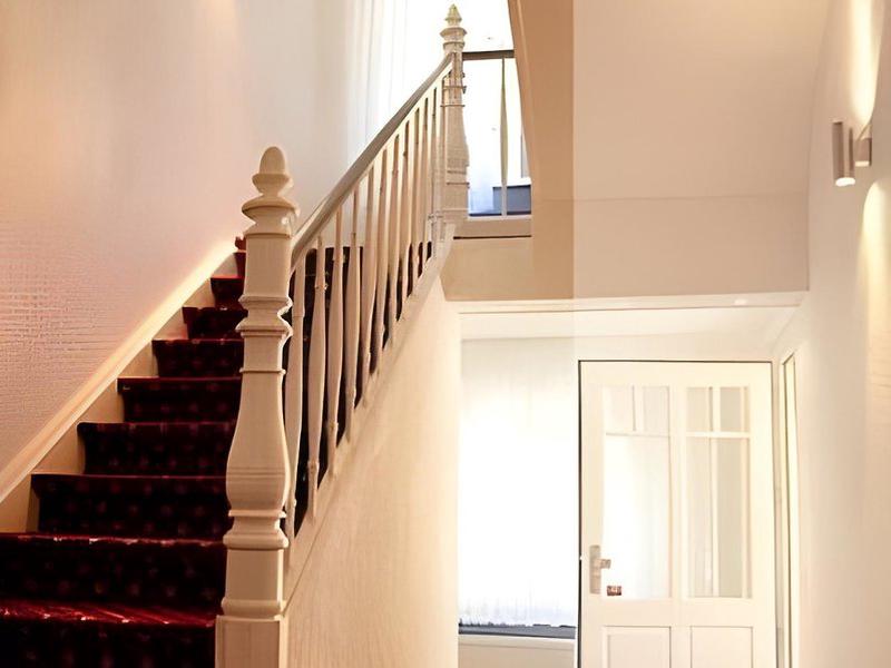 D58A1B4D5E98F1D4C8F095C09D8A4201