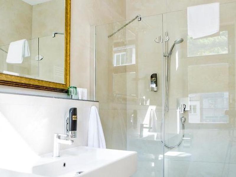 21170A5D2E791EDC1BA84514881352DE