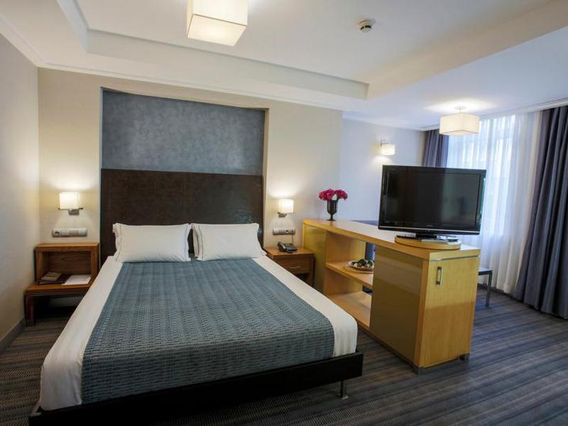 32CBE46273F38E0517B6D0D184BD0DF8