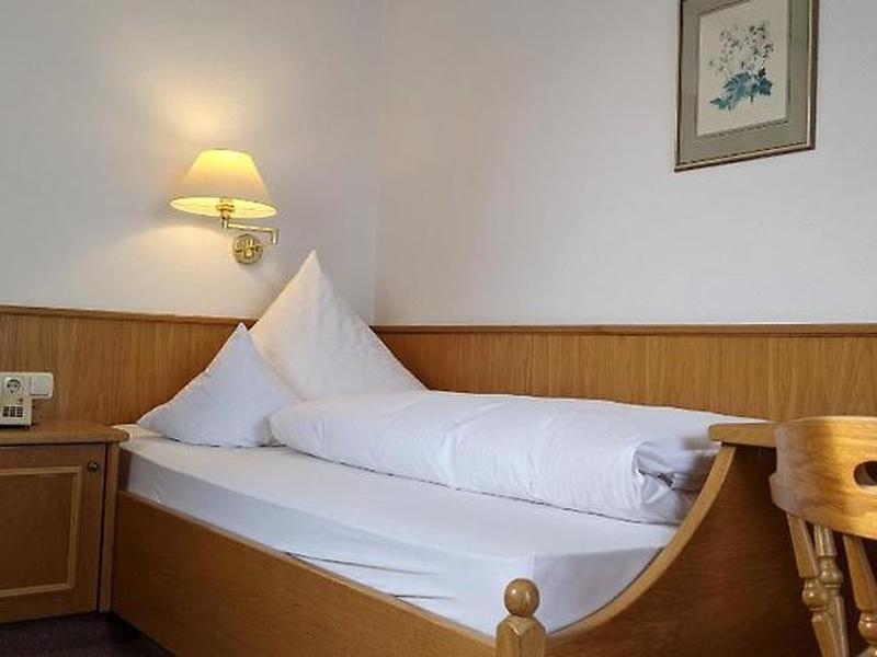 41EE683A5BB5F123B41E6CC372920ED1