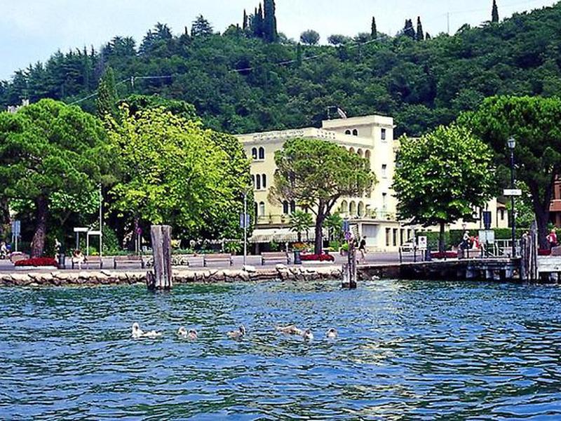 13A647AE2AEF01F526B0CBB3079464AE