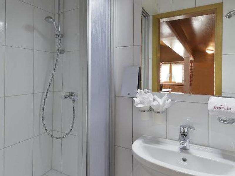 C5DD2EB40A7A6E4FA6C11942771F5A35