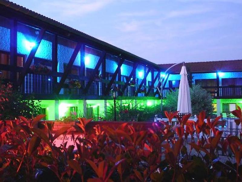 A5D7E6D9B0C5A5377B7E6B62C5D142ED